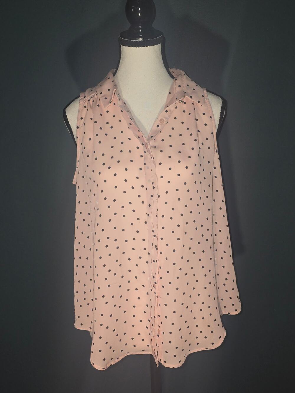 ELLE Sleeveless Blouse